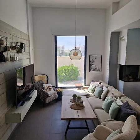 Villa Pmt20 - Private With Large Pool